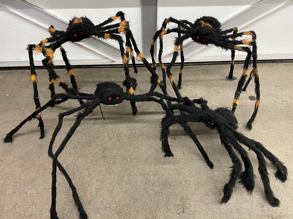 4 Spider Prop Lot
