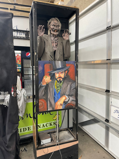 Drop Down Picture Prop